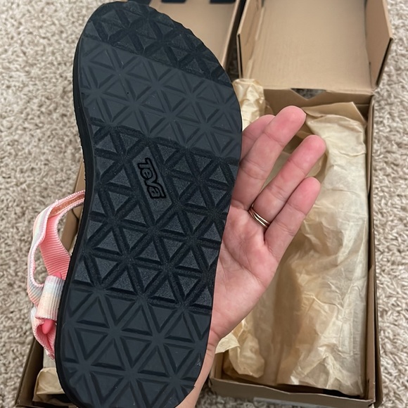 Teva Bundle ☀️ - Picture 5 of 6